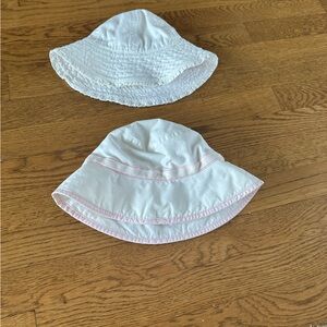 Gap Baby bucket hat pink and white striped sz sm -medium 2-3 yrs